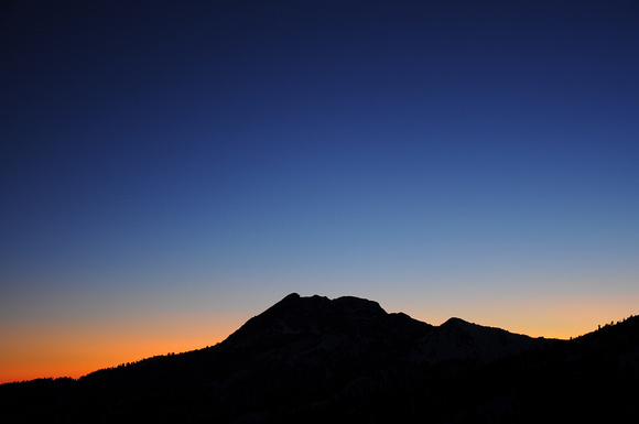 Sunset silhouette of Brokeoff Mountain